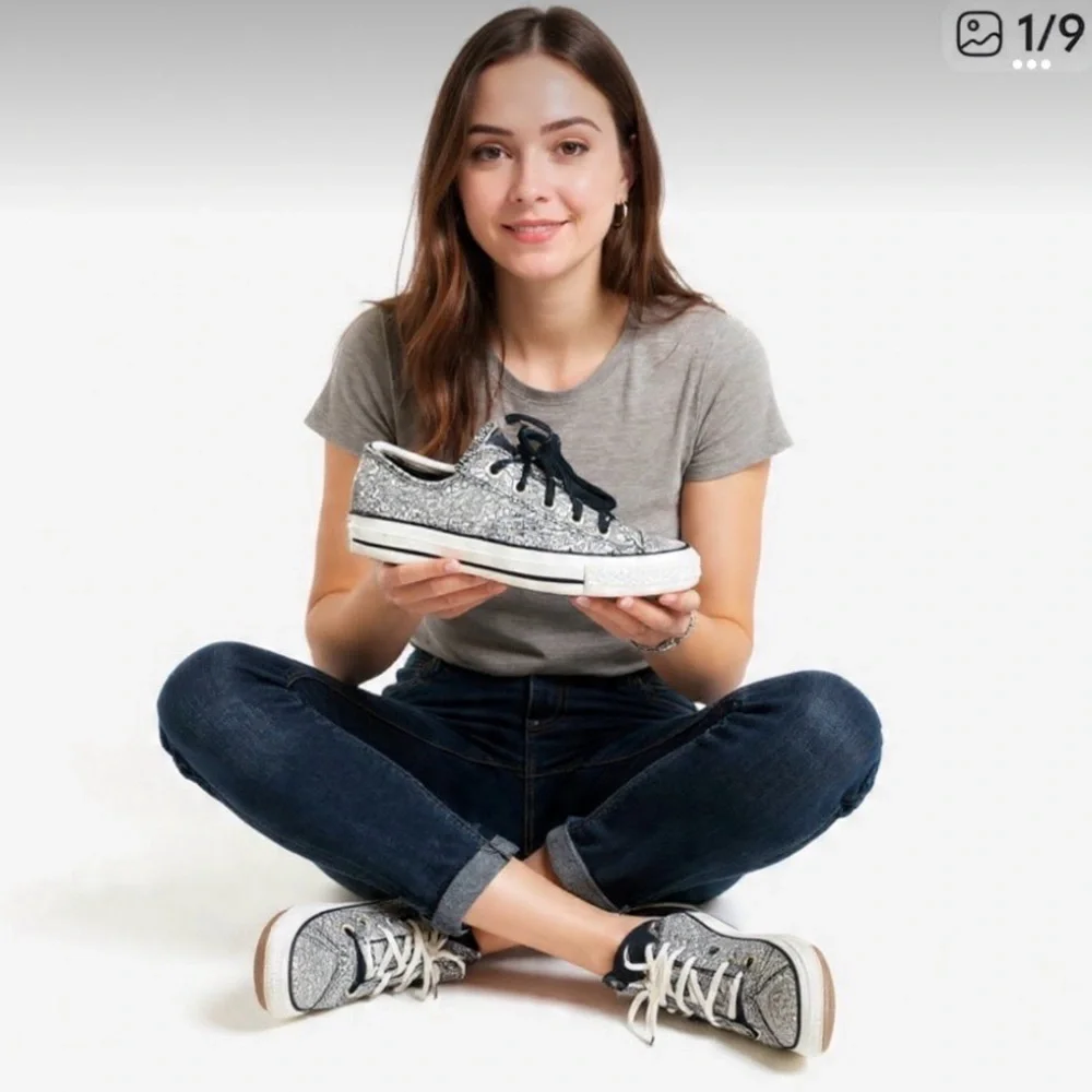 Converse All Star Women Size 6 Shoes Gray Low Top Leather 551591C